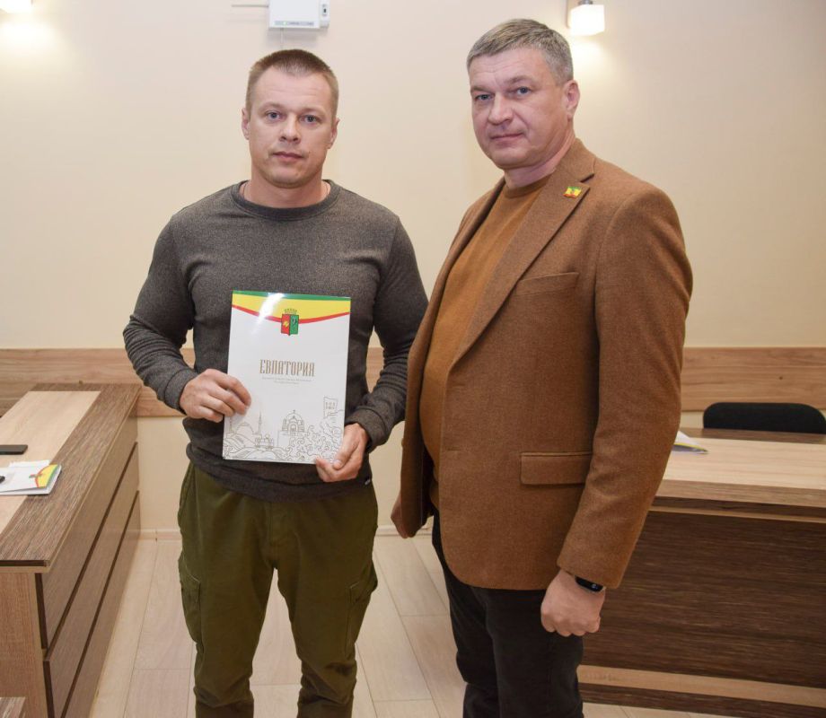 Евпаторийцы получили земельные участки Евпаторийцы получили земельные участки