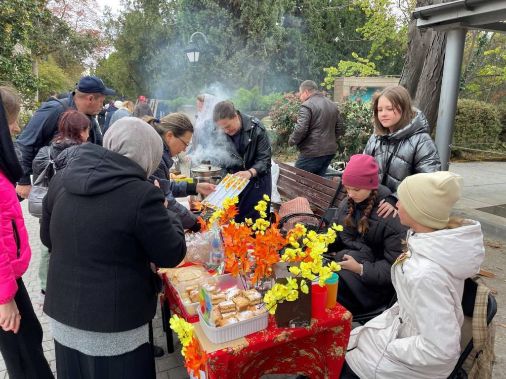 В День народного единства в Херсонесе собрали почти 25 тысяч рублей гуманитарной помощи В День народного единства в Херсонесе собрали почти 25 тысяч рублей гуманитарной помощи