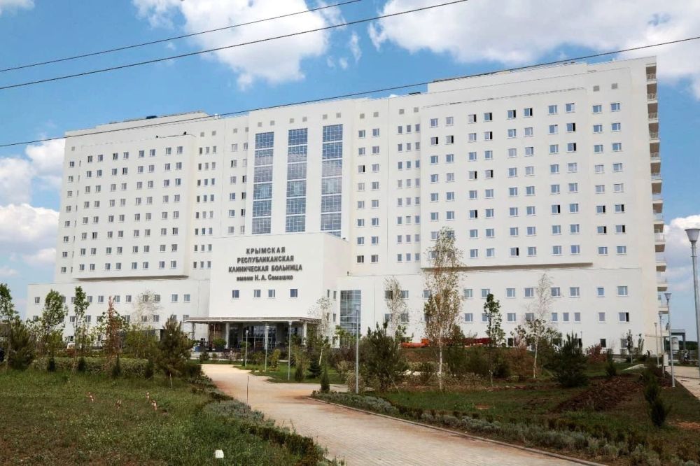 Владимир Константинов: Поздравляю коллектив Республиканской клинической больницы имени Н.А Владимир Константинов: Поздравляю коллектив Республиканской клинической больницы имени Н.А