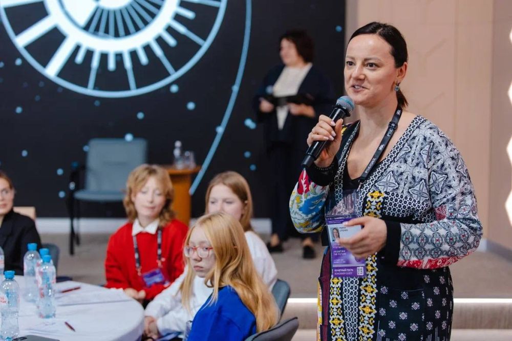 На Симпозиуме «Создавая будущее» прошла молодежная сессия «Сегодня мечта, а завтра — реальность» На Симпозиуме «Создавая будущее» прошла молодежная сессия «Сегодня мечта, а завтра — реальность»