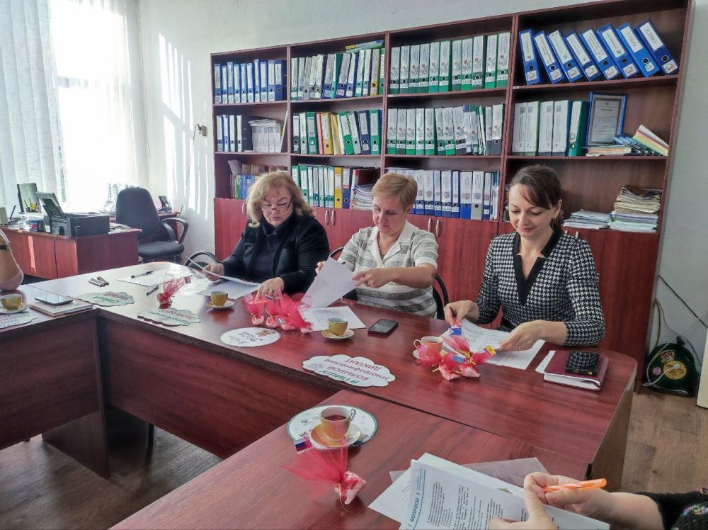 «Популярность диктанта в нашем городе с каждым годом возрастает. Его цель – привлечь внимание людей к истории, культуре и традициям народов, населяющих страну» «Популярность диктанта в нашем городе с каждым годом возрастает. Его цель – привлечь внимание людей к истории, культуре и традициям народов, населяющих страну»