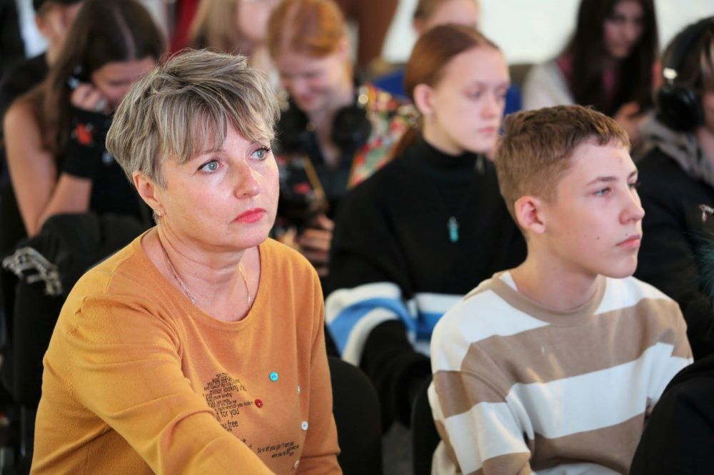 В Херсонесе Таврическом открылся дискуссионный клуб В Херсонесе Таврическом открылся дискуссионный клуб