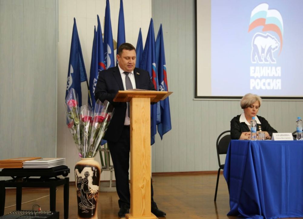 Дмитрий Скобликов: Сегодня принял участие в XIX Конференции Бахчисарайского местного отделения Всероссийской политической партии «ЕДИНАЯ РОССИЯ» Дмитрий Скобликов: Сегодня принял участие в XIX Конференции Бахчисарайского местного отделения Всероссийской политической партии «ЕДИНАЯ РОССИЯ»