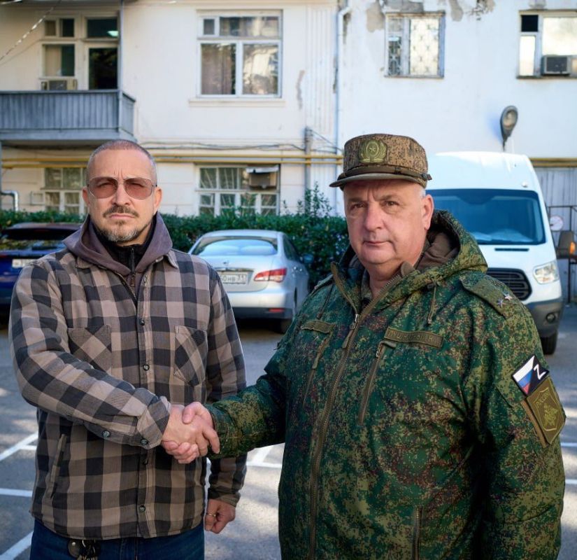 Янина Павленко: Ряды добровольческого подразделения «Барс-Крым» сегодня пополнил наш большой друг, настоящий патриот - певец Данко Янина Павленко: Ряды добровольческого подразделения «Барс-Крым» сегодня пополнил наш большой друг, настоящий патриот - певец Данко