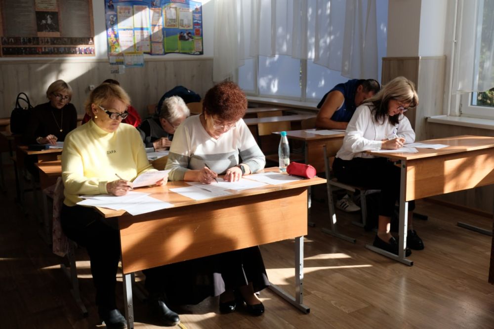Судакчане стали участниками "Большого этнографического диктанта" Судакчане стали участниками "Большого этнографического диктанта"