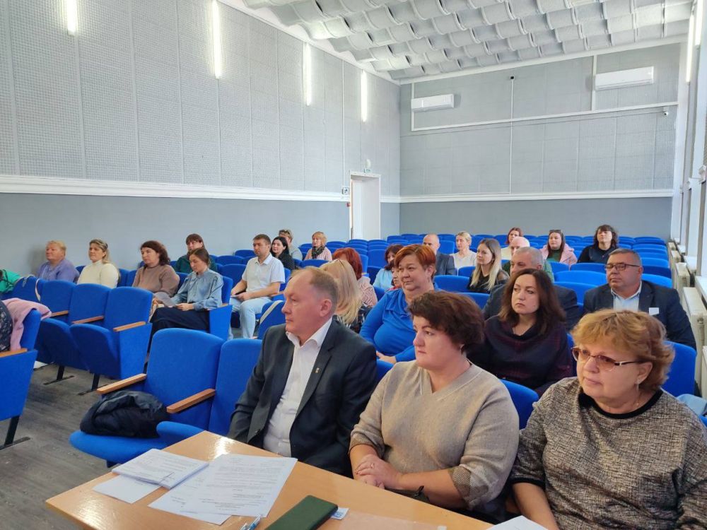 Александр Дудинов: Сегодня в Черноморском районе состоялась XIX Конференция Черноморского местного отделения Крымского регионального отделения партии «Единая Россия» Александр Дудинов: Сегодня в Черноморском районе состоялась XIX Конференция Черноморского местного отделения Крымского регионального отделения партии «Единая Россия»