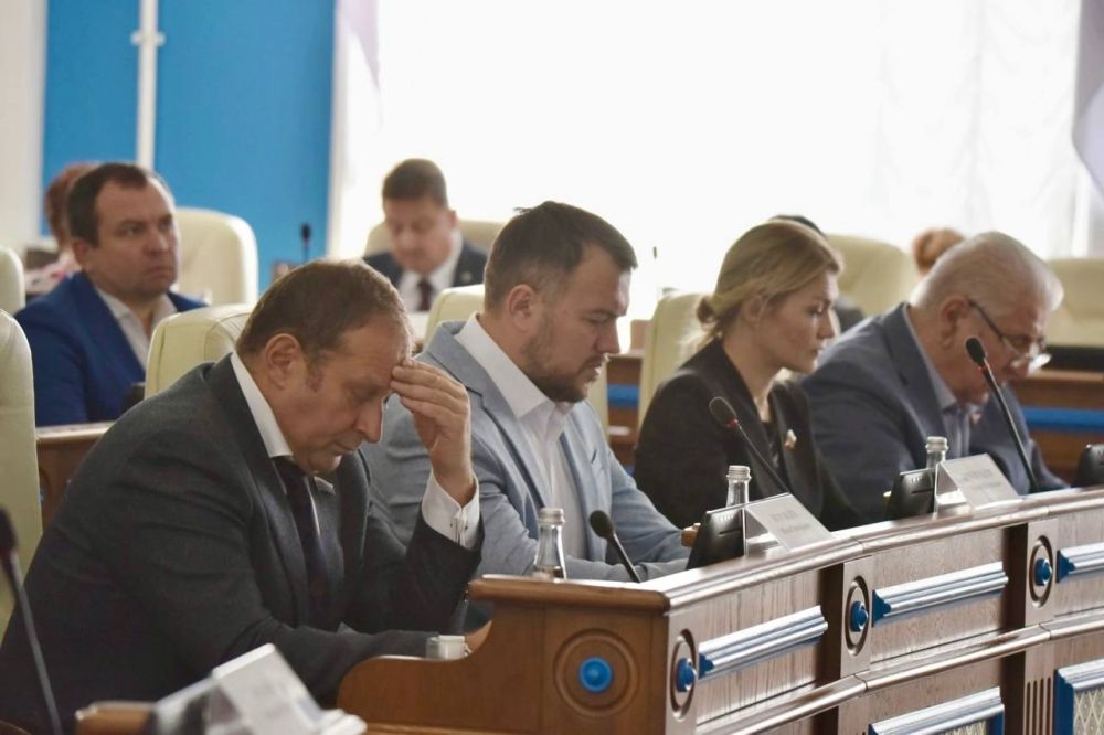 Владимир Немцев: Также на пленарном заседании заслушали информацию о реализации основных задач Управления спорта города... Владимир Немцев: Также на пленарном заседании заслушали информацию о реализации основных задач Управления спорта города...