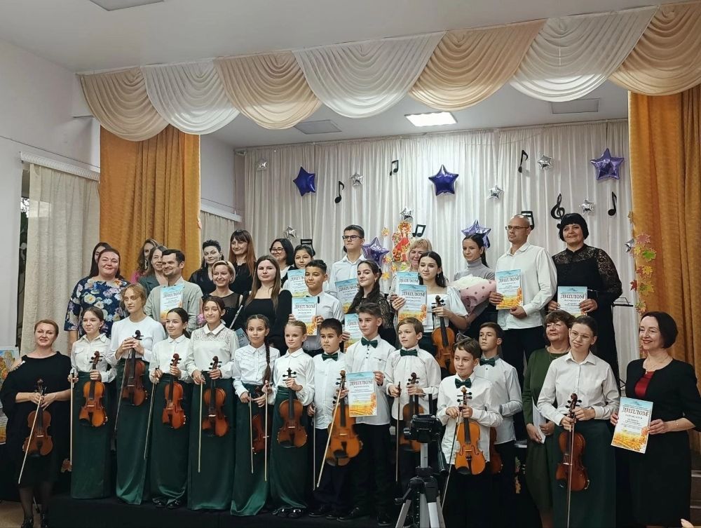 В подведомственных учреждениях культуры завершился цикл мероприятий в рамах городского фестиваля искусств «Золотая осень – 2024» В подведомственных учреждениях культуры завершился цикл мероприятий в рамах городского фестиваля искусств «Золотая осень – 2024»