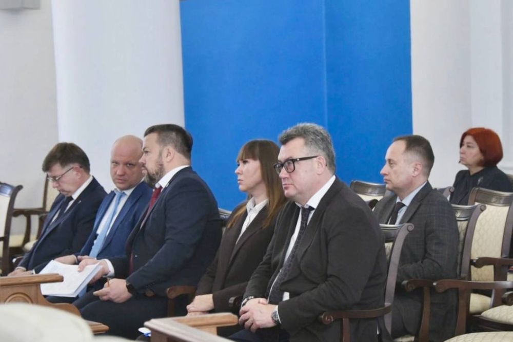 Владимир Немцев: Также на пленарном заседании заслушали информацию о реализации основных задач Управления спорта города... Владимир Немцев: Также на пленарном заседании заслушали информацию о реализации основных задач Управления спорта города...
