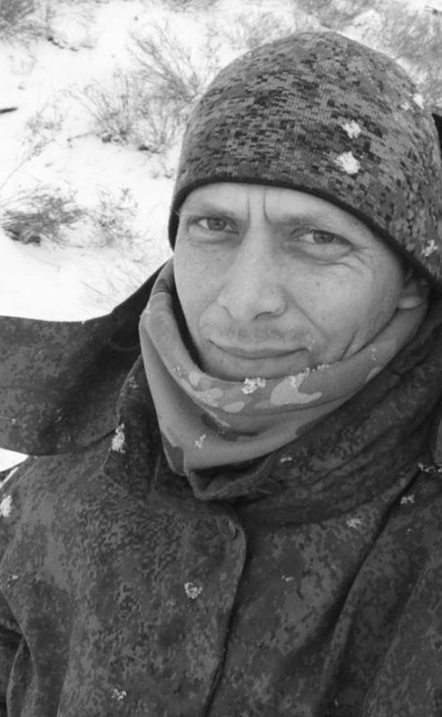 В Севастополе проводили в последний путь гвардии рядового Николая Шапкина и лейтенанта Дмитрия Баландина В Севастополе проводили в последний путь гвардии рядового Николая Шапкина и лейтенанта Дмитрия Баландина