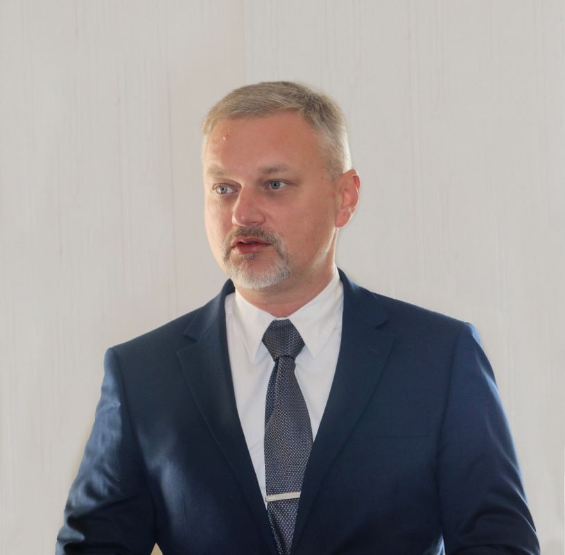 Игорь Ткаченко: Имел честь поздравить сегодня с предстоящим профессиональным праздником сотрудников отдела МВД России по городу Феодосии Игорь Ткаченко: Имел честь поздравить сегодня с предстоящим профессиональным праздником сотрудников отдела МВД России по городу Феодосии