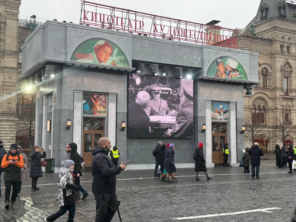 Анастасия Гридчина: С большим удовольствием побывала на экспозиции посвященной 83-ей годовщине легендарного военного парада 1941 года на Красной площади Анастасия Гридчина: С большим удовольствием побывала на экспозиции посвященной 83-ей годовщине легендарного военного парада 1941 года на Красной площади