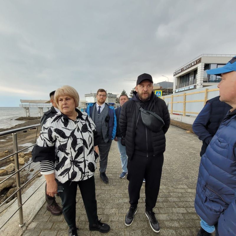 Галина Огнёва: Встретилась с Министром жилищной политики и государственного строительного надзора Республики Крым Никитой... Галина Огнёва: Встретилась с Министром жилищной политики и государственного строительного надзора Республики Крым Никитой...
