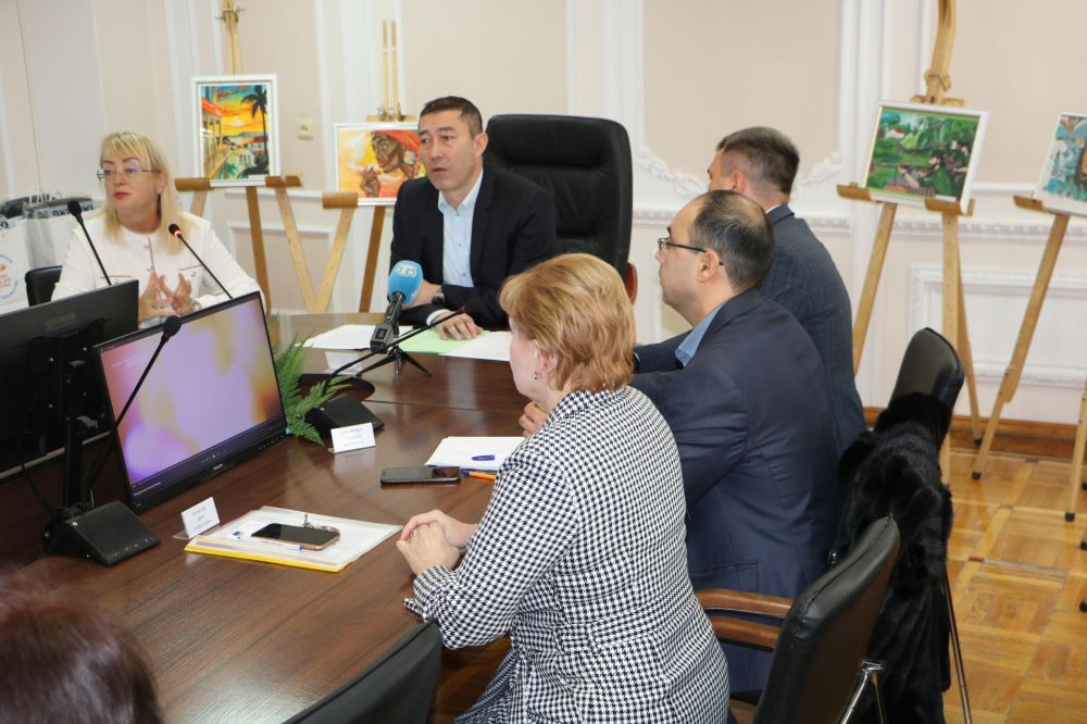 Ирина Кивико наградила победителей конкурса творческих работ «Россия - Куба. История дружбы», посвященного 60-летию со дня основания Российского общества дружбы с Кубой Ирина Кивико наградила победителей конкурса творческих работ «Россия - Куба. История дружбы», посвященного 60-летию со дня основания Российского общества дружбы с Кубой