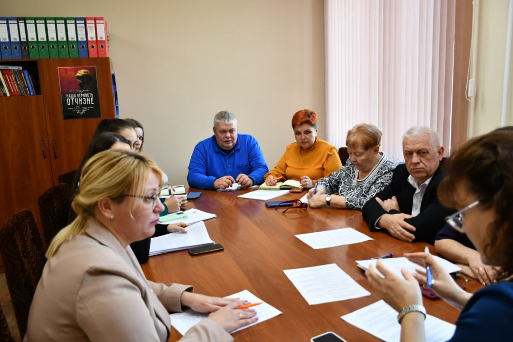 Василий Грабован: Как проходит работа по патриотическому воспитанию подрастающего поколения обсудили на заседании межведомственной рабочей группы под руководством моего заместителя Эллы Бастрыкиной Василий Грабован: Как проходит работа по патриотическому воспитанию подрастающего поколения обсудили на заседании межведомственной рабочей группы под руководством моего заместителя Эллы Бастрыкиной