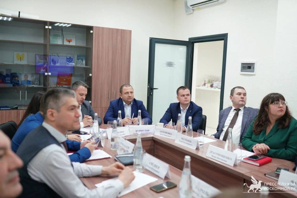 Альберт Куршутов: Принял участие в заседании коллегии Государственного комитета молодёжной политики Республики Крым Альберт Куршутов: Принял участие в заседании коллегии Государственного комитета молодёжной политики Республики Крым