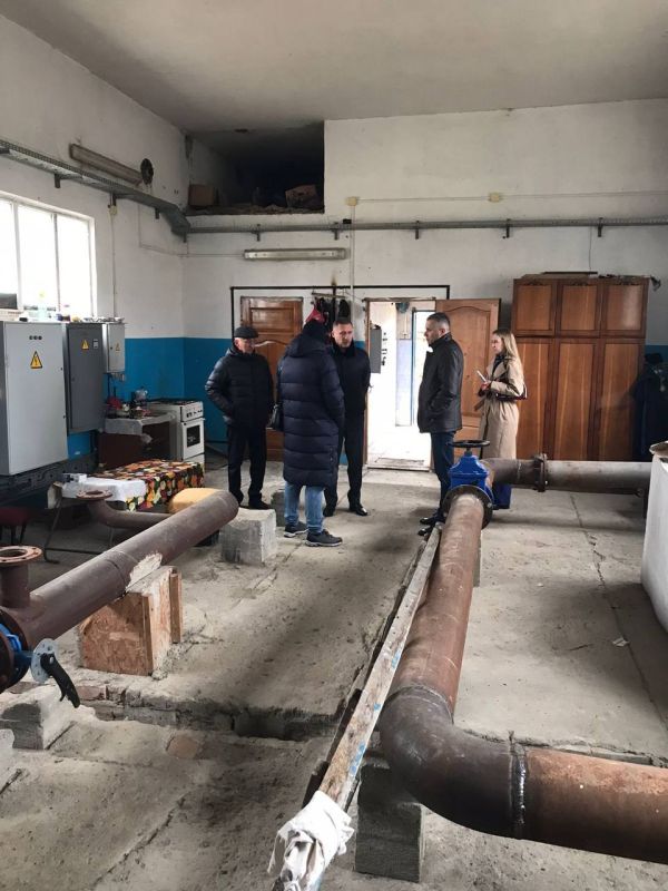 По поручению Главы Республики Крым Сергея Валерьевича Аксёнова для решения проблем с качеством воды в Зуйском и Крымрозовском сельских поселениях в с.Вишнёвое будет установлено оборудование для водоочистного сооружения По поручению Главы Республики Крым Сергея Валерьевича Аксёнова для решения проблем с качеством воды в Зуйском и Крымрозовском сельских поселениях в с.Вишнёвое будет установлено оборудование для водоочистного сооружения