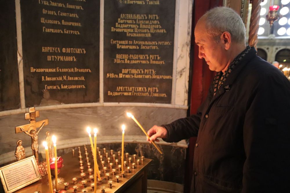 Константин Затулин: Благоустройство Братского кладбища Севастополя попадёт в федеральные планы Константин Затулин: Благоустройство Братского кладбища Севастополя попадёт в федеральные планы