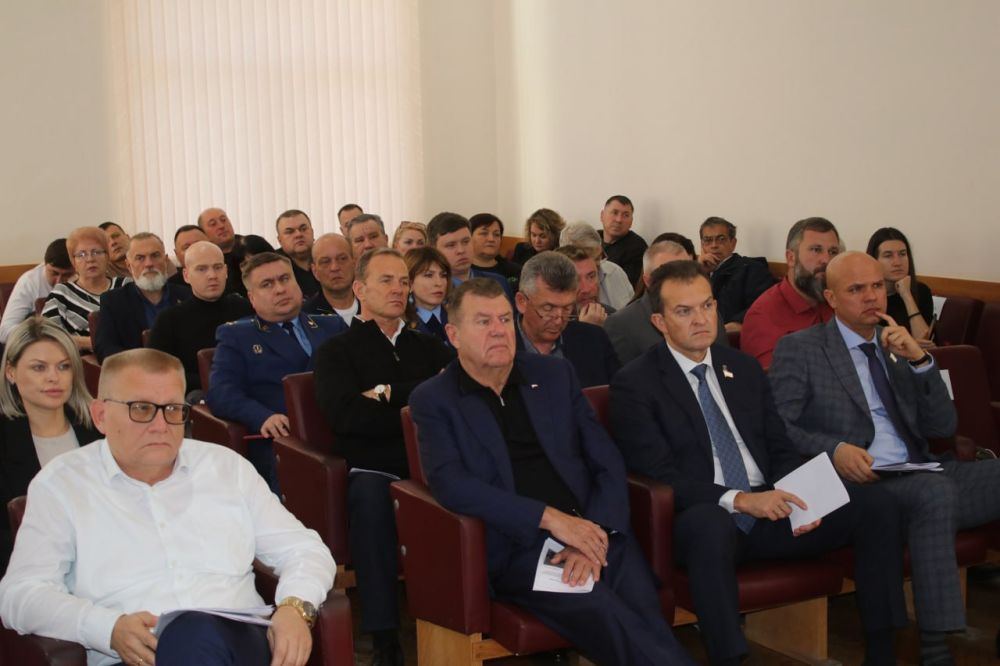 Игорь Ткаченко: Принял участие в выездном заседании Комитета Госсовета Крыма по строительству, жилищной политике и топливно-энергетическому комплексу, который возглавляет Валерий Владимирович Коваленко Игорь Ткаченко: Принял участие в выездном заседании Комитета Госсовета Крыма по строительству, жилищной политике и топливно-энергетическому комплексу, который возглавляет Валерий Владимирович Коваленко