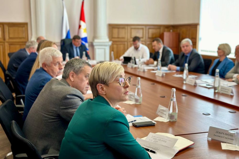 Владимир Немцев: В Законодательном Собрании состоялось расширенное заседание постоянного комитета по экономике и инвестициям с участием представителей Правительства Севастополя Владимир Немцев: В Законодательном Собрании состоялось расширенное заседание постоянного комитета по экономике и инвестициям с участием представителей Правительства Севастополя