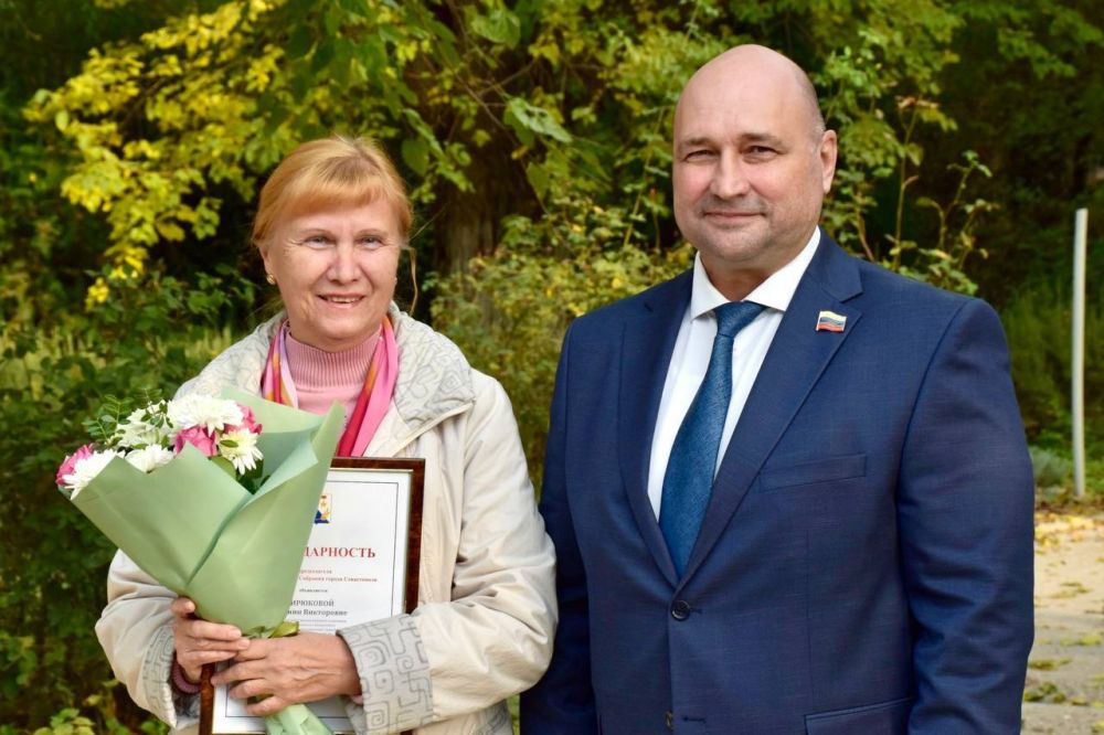 Владимир Немцев: Накануне поздравил персонал Городской больницы №4 с 80-летием со дня образования учреждения Владимир Немцев: Накануне поздравил персонал Городской больницы №4 с 80-летием со дня образования учреждения