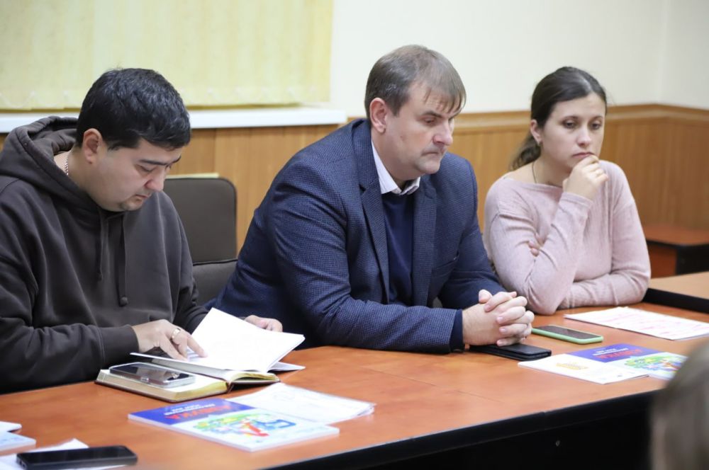 Анжелика Ястребова: В администрации Бахчисарайского района был проведен семинар по проблемным вопросам прохождения отопительного сезона для многоквартирных домов и актуальным вопросам непосредственной формы управления в многоквартирных домах Анжелика Ястребова: В администрации Бахчисарайского района был проведен семинар по проблемным вопросам прохождения отопительного сезона для многоквартирных домов и актуальным вопросам непосредственной формы управления в многоквартирных домах