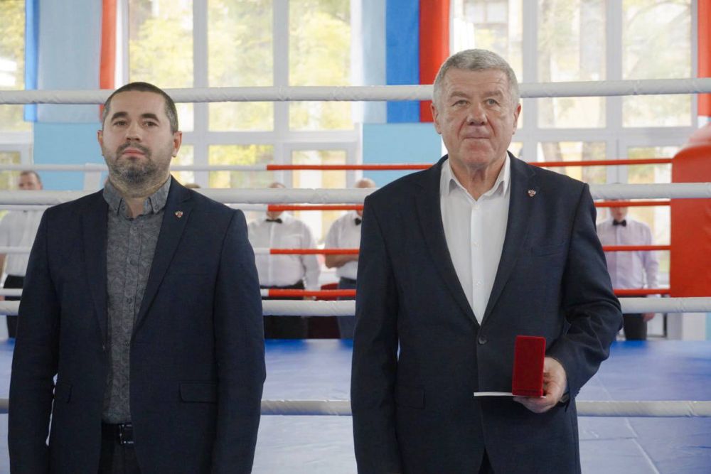 #Керчь_спортивная. Заместитель главы администрации Олег ШЕВЧЕНКО принял участие в торжественной церемонии открытия... #Керчь_спортивная. Заместитель главы администрации Олег ШЕВЧЕНКО принял участие в торжественной церемонии открытия...