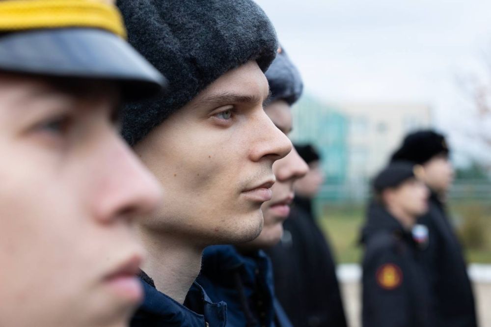 Владимир Сальдо: Сегодня прошёл важный и символический день для наших молодых ребят из Херсонской и Запорожской областей, которые впервые отправились на срочную службу в ряды российской армии вместе с крымскими новобранцами Владимир Сальдо: Сегодня прошёл важный и символический день для наших молодых ребят из Херсонской и Запорожской областей, которые впервые отправились на срочную службу в ряды российской армии вместе с крымскими новобранцами