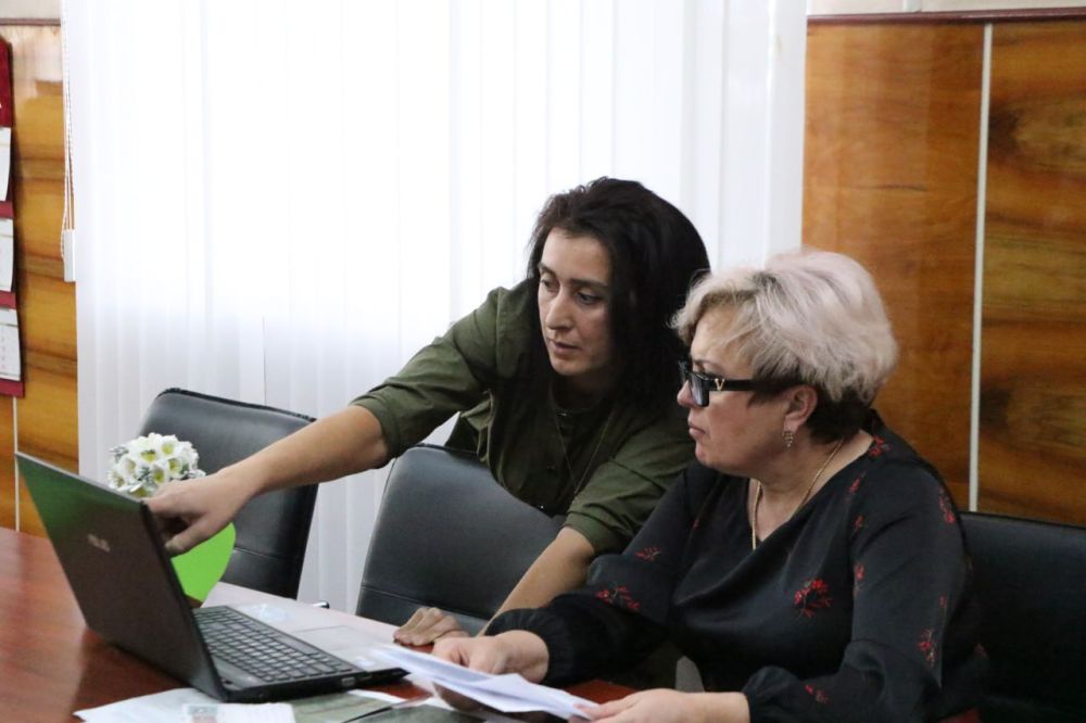 Ольга Урайкина: Сегодня на прием граждан ко мне обратились жители Тенистовского сельского поселения в части земельных и имущественных вопросов Ольга Урайкина: Сегодня на прием граждан ко мне обратились жители Тенистовского сельского поселения в части земельных и имущественных вопросов
