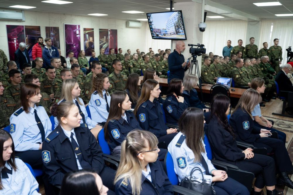 Сегодня ЮЗГУ посетили помощник Главы Чеченской Республики, командир спецназа «Ахмат», заместитель начальника Главного... Сегодня ЮЗГУ посетили помощник Главы Чеченской Республики, командир спецназа «Ахмат», заместитель начальника Главного...