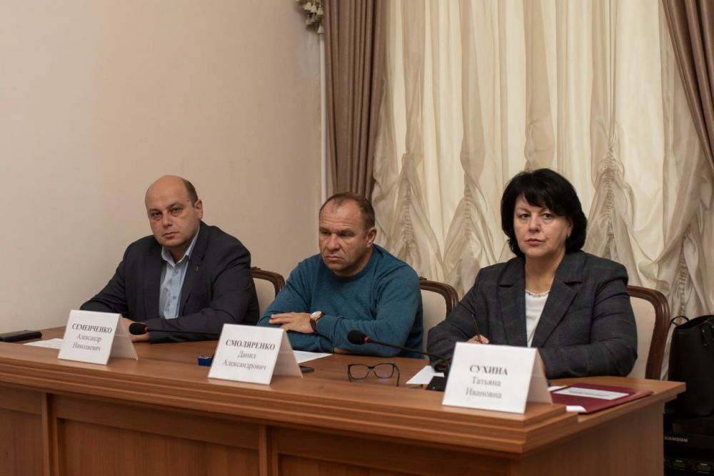 В администрации Симферополя состоялось оперативно-хозяйственное совещание В администрации Симферополя состоялось оперативно-хозяйственное совещание