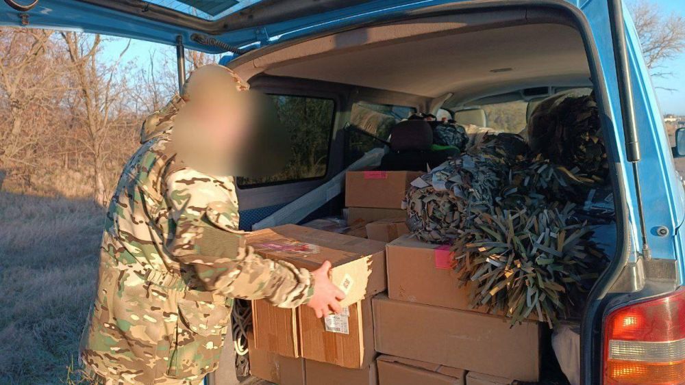 В зону СВО доставлен очередной гуманитарный груз из Черноморского района В зону СВО доставлен очередной гуманитарный груз из Черноморского района