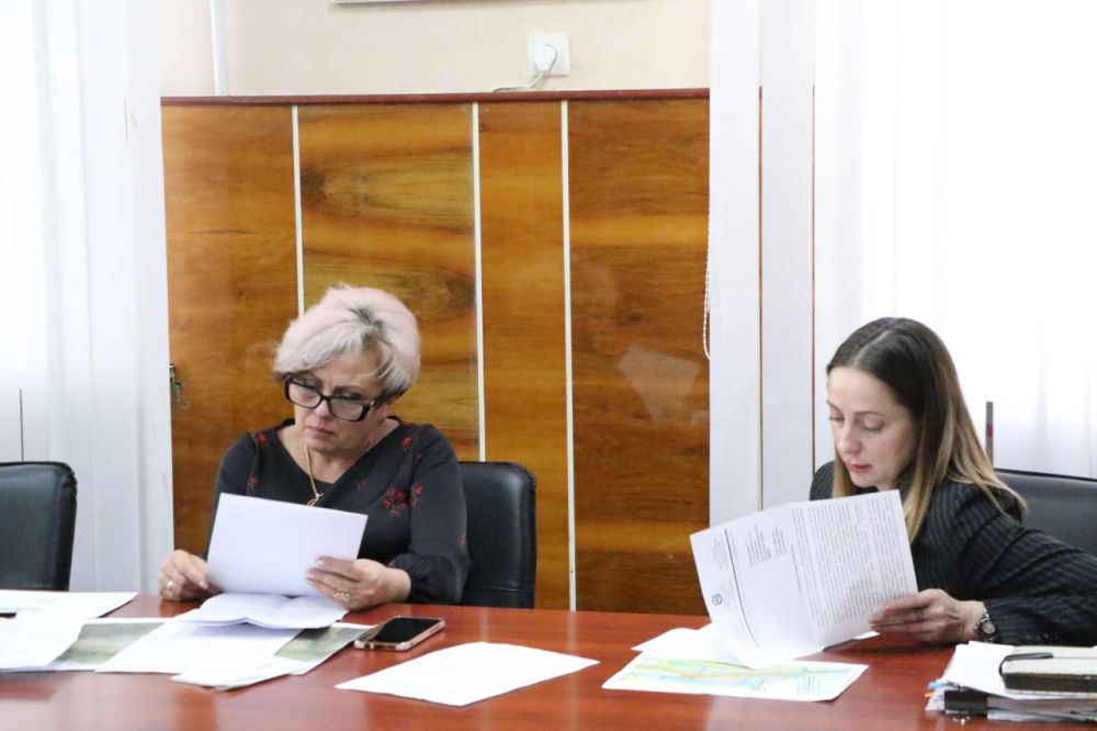 Ольга Урайкина: Сегодня на прием граждан ко мне обратились жители Тенистовского сельского поселения в части земельных и имущественных вопросов Ольга Урайкина: Сегодня на прием граждан ко мне обратились жители Тенистовского сельского поселения в части земельных и имущественных вопросов