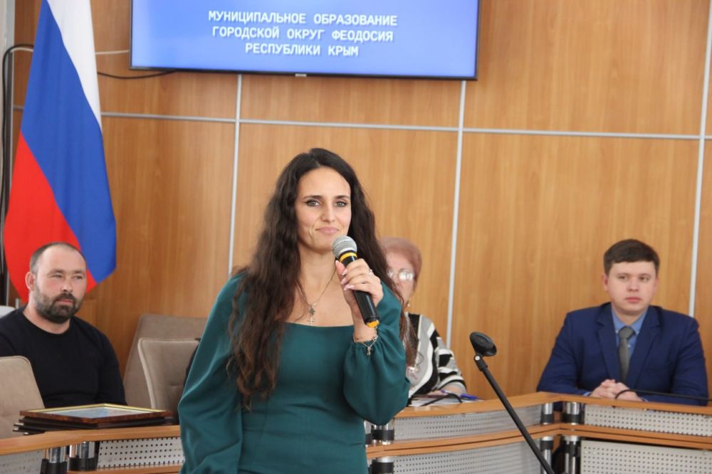 В Феодосии прошло торжественное мероприятие для общественных наблюдателей В Феодосии прошло торжественное мероприятие для общественных наблюдателей