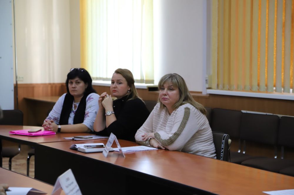 Анжелика Ястребова: В Бахчисарайском районе состоялось совещание по вопросам касающимся деятельности садовых кооперативов Анжелика Ястребова: В Бахчисарайском районе состоялось совещание по вопросам касающимся деятельности садовых кооперативов