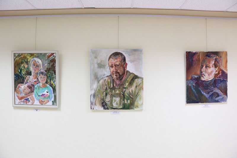 Екатерина Алтабаева: Сегодня в Совете Федерации открыла выставку картин «Родина. Семья», подготовленную севастопольскими и крымскими художниками Екатерина Алтабаева: Сегодня в Совете Федерации открыла выставку картин «Родина. Семья», подготовленную севастопольскими и крымскими художниками