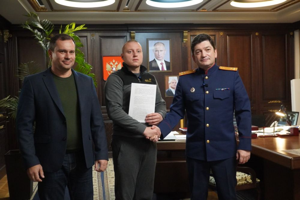 #городские_новости. Глава администрации Олег КАТОРГИН вместе с первым заместителем руководителя Главного следственного... #городские_новости. Глава администрации Олег КАТОРГИН вместе с первым заместителем руководителя Главного следственного...