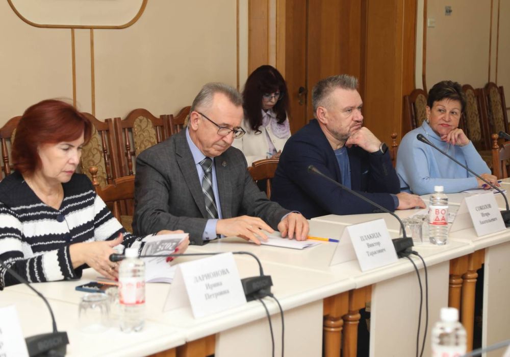 Более 4,5 млн рублей будут направлены на новые нацпроекты здравоохранения Более 4,5 млн рублей будут направлены на новые нацпроекты здравоохранения