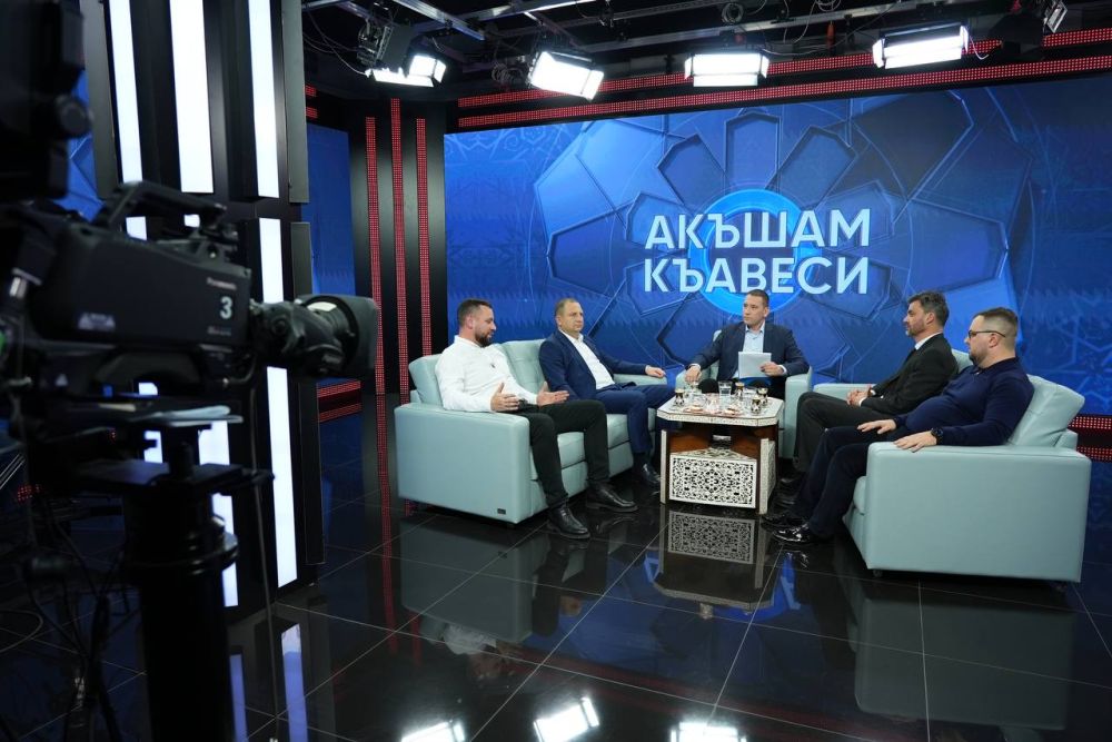 Альберт Куршутов: Принял участие в программе «Акъашам къавеси» телеканала «Миллет» Альберт Куршутов: Принял участие в программе «Акъашам къавеси» телеканала «Миллет»
