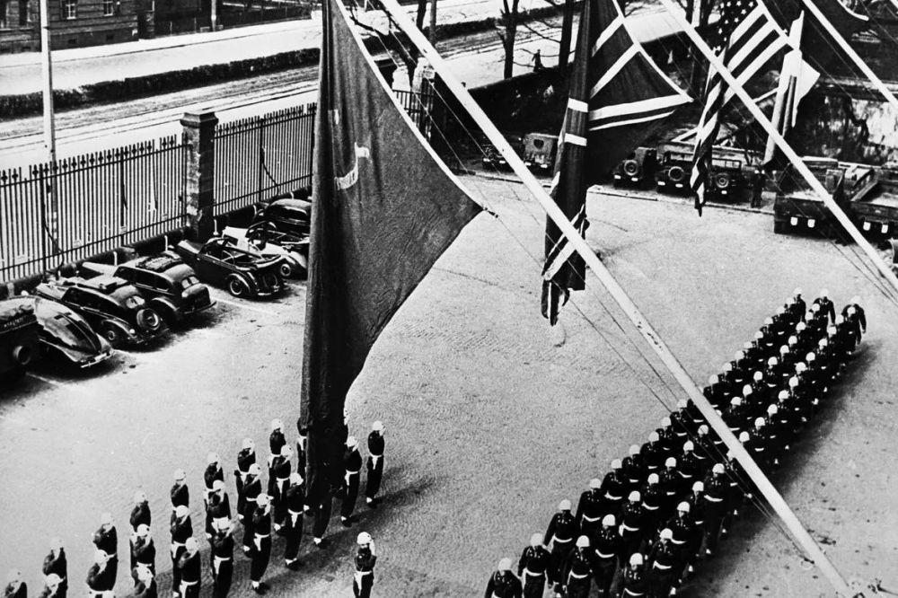 Владимир Константинов: 20 ноября 1945 года началась работа Нюрнбергского трибунала Владимир Константинов: 20 ноября 1945 года началась работа Нюрнбергского трибунала