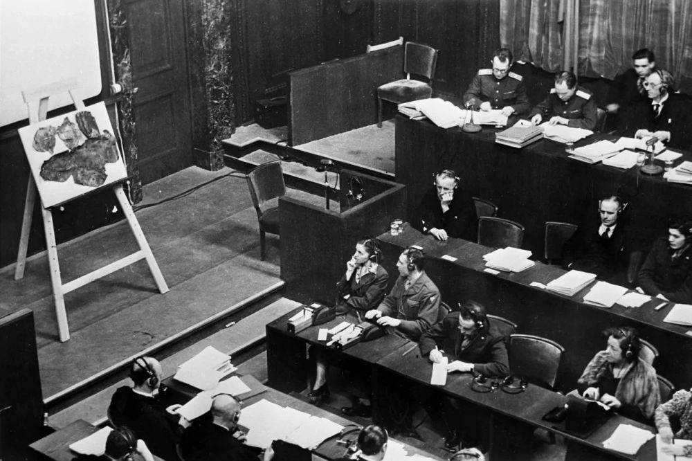 Владимир Константинов: 20 ноября 1945 года началась работа Нюрнбергского трибунала Владимир Константинов: 20 ноября 1945 года началась работа Нюрнбергского трибунала