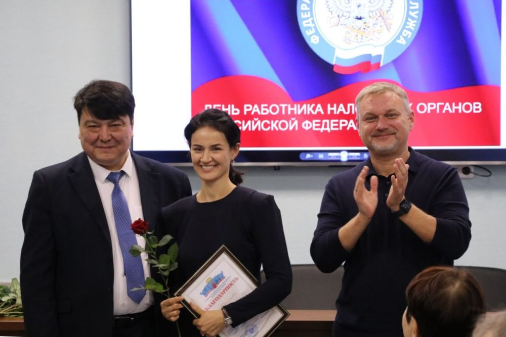 Игорь Ткаченко: Сегодня профессиональный праздник отмечают работники налоговых органов России Игорь Ткаченко: Сегодня профессиональный праздник отмечают работники налоговых органов России