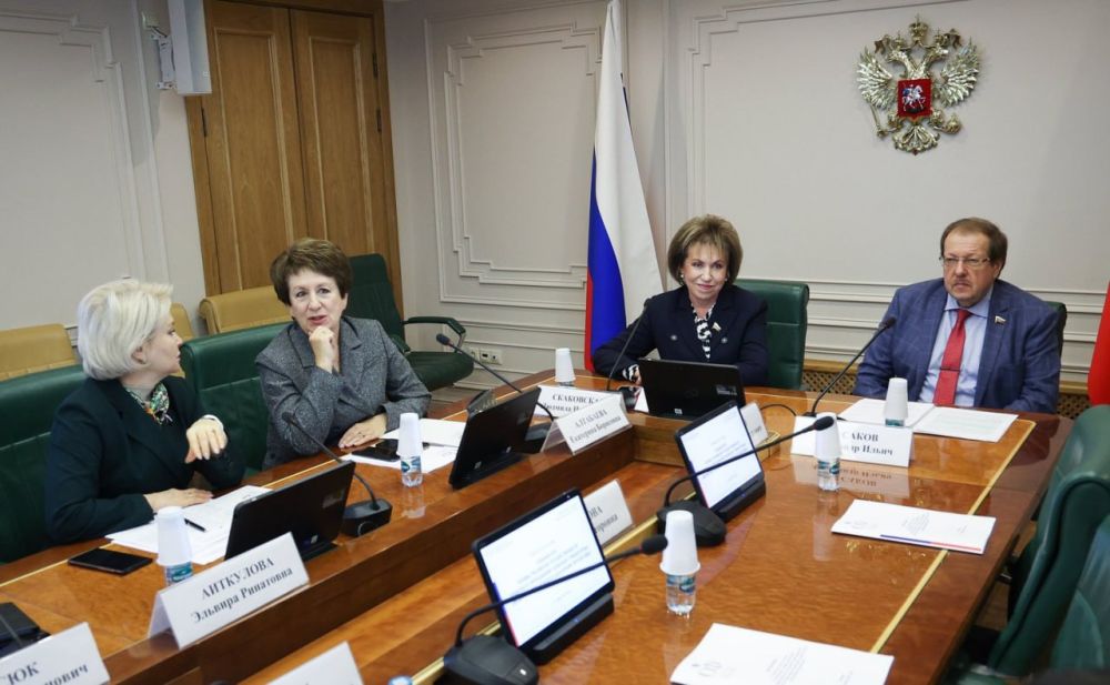 Екатерина Алтабаева: Приняла участие в работе круглого стола на тему «Учебный курс «Основы российской государственности» в контексте преподавания социально-гуманитарных дисциплин: первые итоги и дальнейшие перспективы» Екатерина Алтабаева: Приняла участие в работе круглого стола на тему «Учебный курс «Основы российской государственности» в контексте преподавания социально-гуманитарных дисциплин: первые итоги и дальнейшие перспективы»