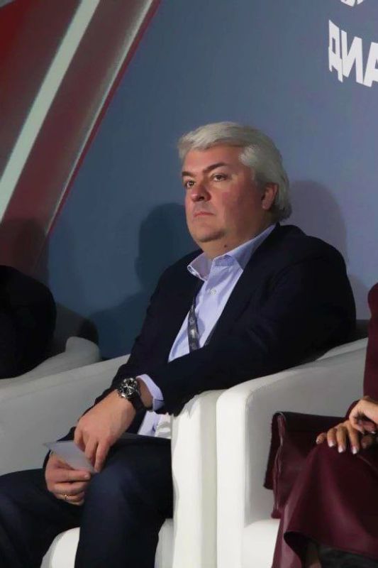 Единство России — информационное оружие против фейков Единство России — информационное оружие против фейков