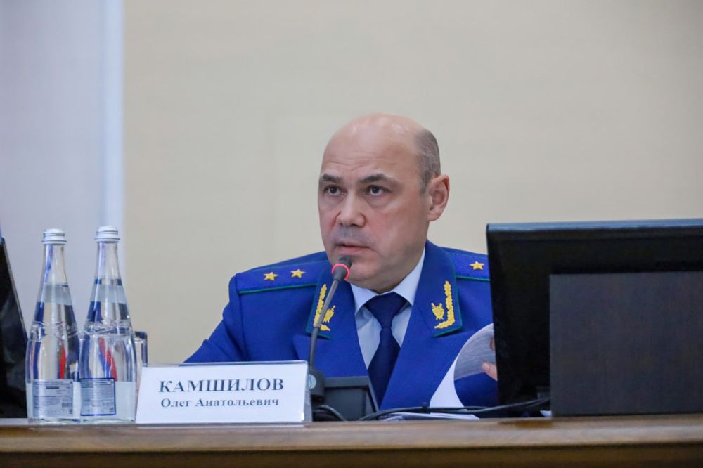 Юрий Гоцанюк: Фронт работы у прокуратуры широкий, а задачи – ответственные и сложные Юрий Гоцанюк: Фронт работы у прокуратуры широкий, а задачи – ответственные и сложные