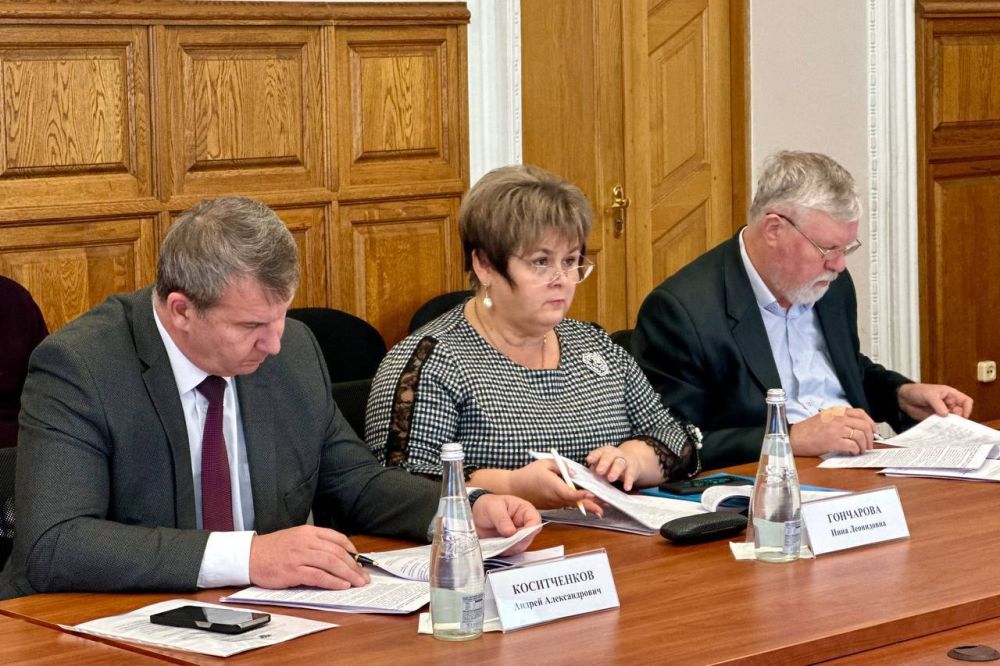 Владимир Немцев: Сегодня в Законодательном Собрании состоялось расширенное заседание постоянного комитета по экономике и инвестициям с участием представителей Правительства Севастополя Владимир Немцев: Сегодня в Законодательном Собрании состоялось расширенное заседание постоянного комитета по экономике и инвестициям с участием представителей Правительства Севастополя
