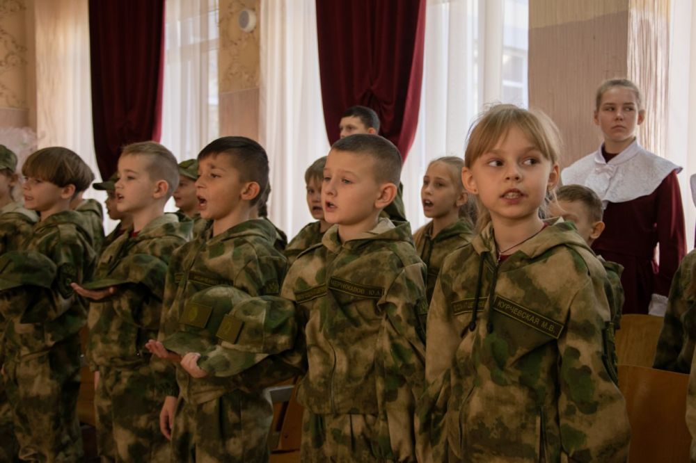 Сегодня в МБОУ «СОШ № 15 им. А.П. Шеплякова» прошло спортивно-патриотическое мероприятие «Карусель казачьих игр» Сегодня в МБОУ «СОШ № 15 им. А.П. Шеплякова» прошло спортивно-патриотическое мероприятие «Карусель казачьих игр»