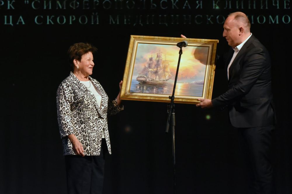 Симферопольская клиническая больница скорой медицинской помощи №6 отметила 60 лет со дня основания Симферопольская клиническая больница скорой медицинской помощи №6 отметила 60 лет со дня основания