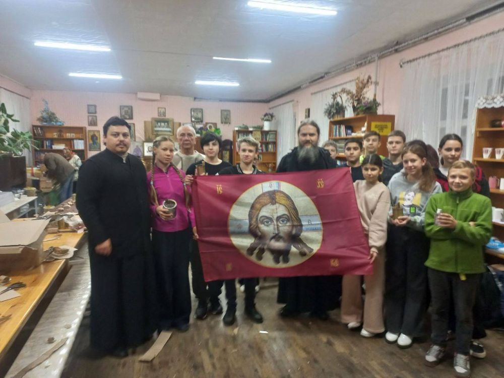 За ноябрь в Никите изготовили около 1 000 блиндажных свечей За ноябрь в Никите изготовили около 1 000 блиндажных свечей