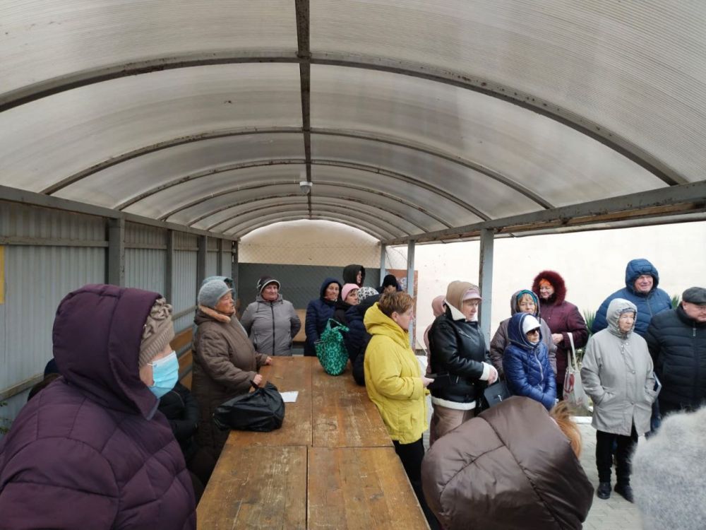 На территории Песчановского сельского поселения состоялась встреча с жителями многоквартирных домов по ул.Комарова На территории Песчановского сельского поселения состоялась встреча с жителями многоквартирных домов по ул.Комарова